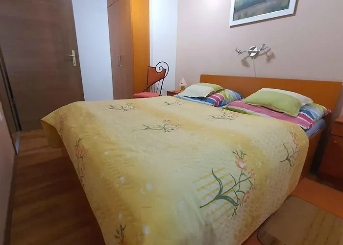 Zoeldlomb Apartman